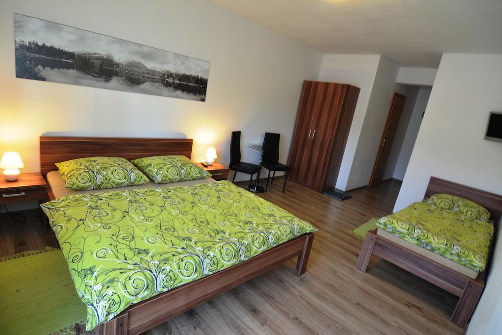 Villa Gold Nová Lesná Zimmer foto