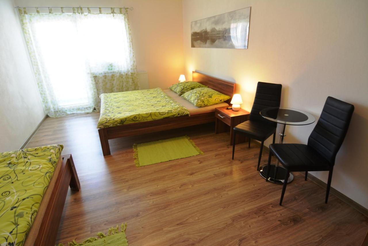 Villa Gold Nová Lesná Zimmer foto