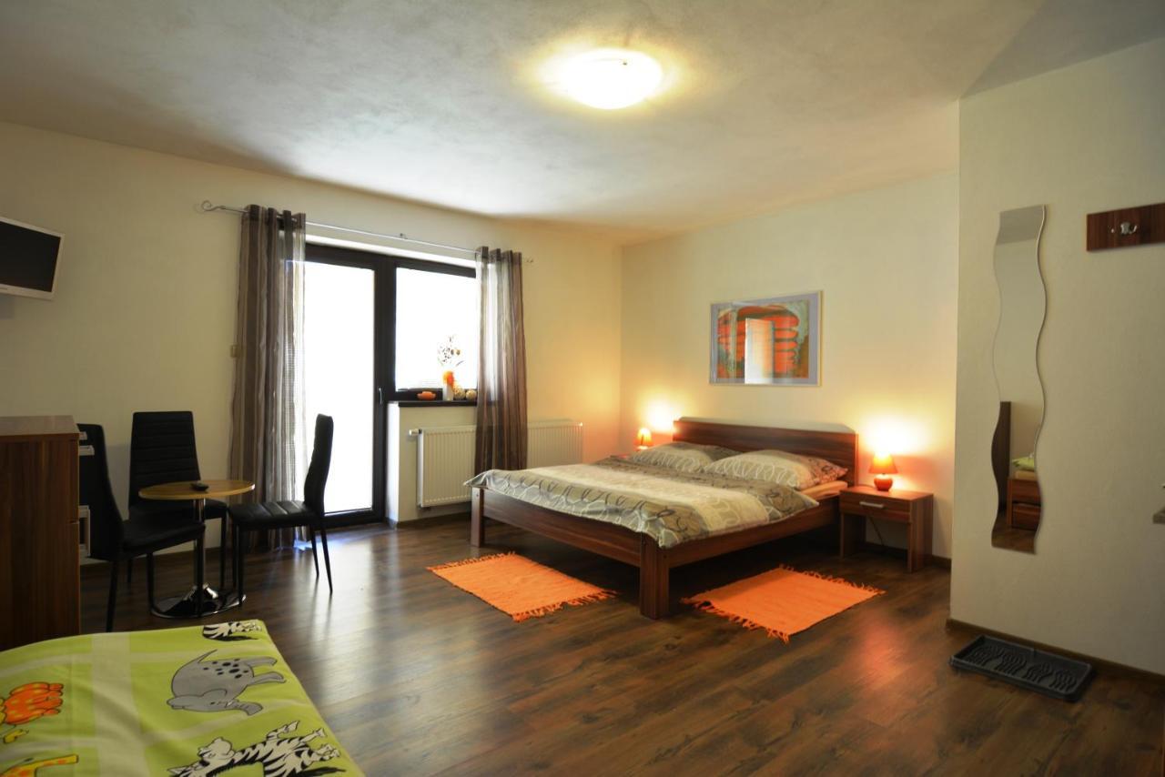 Villa Gold Nová Lesná Zimmer foto